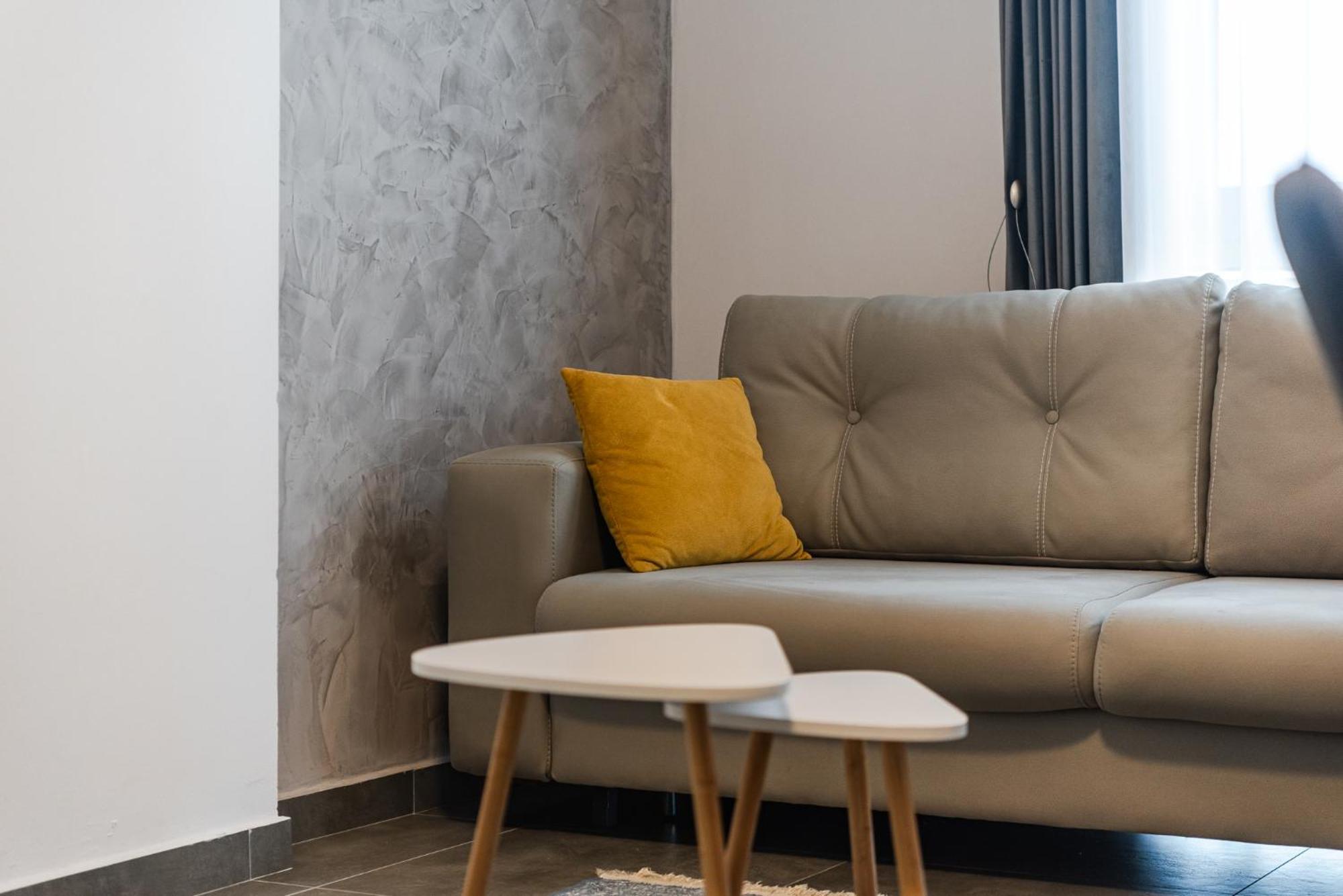 Royal Hill Apartments By Ps Durres Ngoại thất bức ảnh