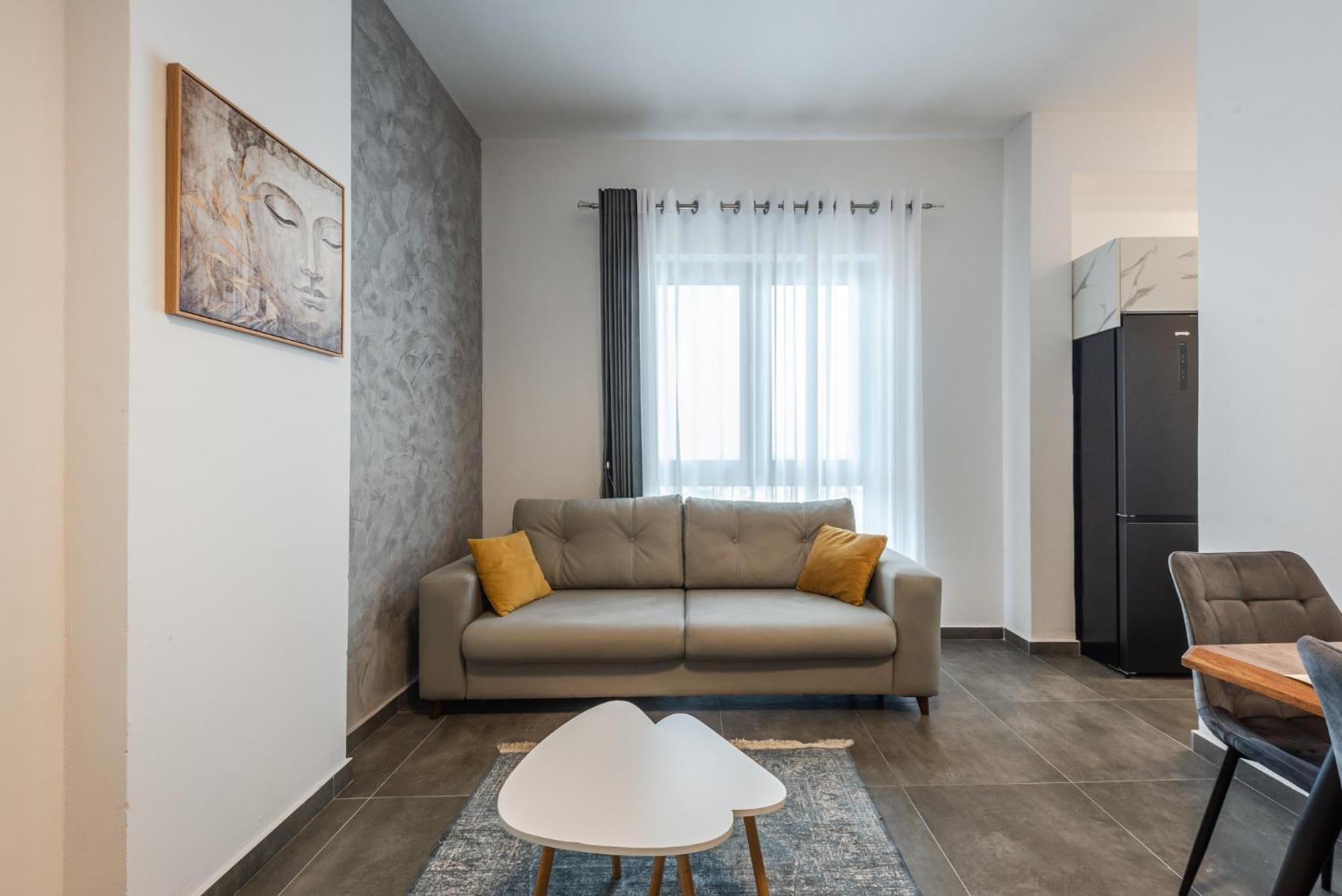 Royal Hill Apartments By Ps Durres Ngoại thất bức ảnh